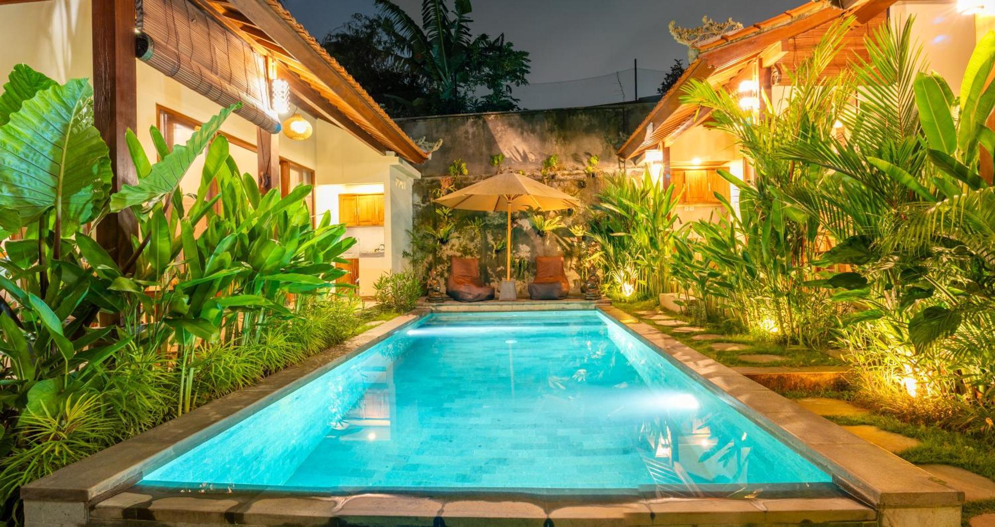 Cempaka Kembar Guest House ウブド エクステリア 写真