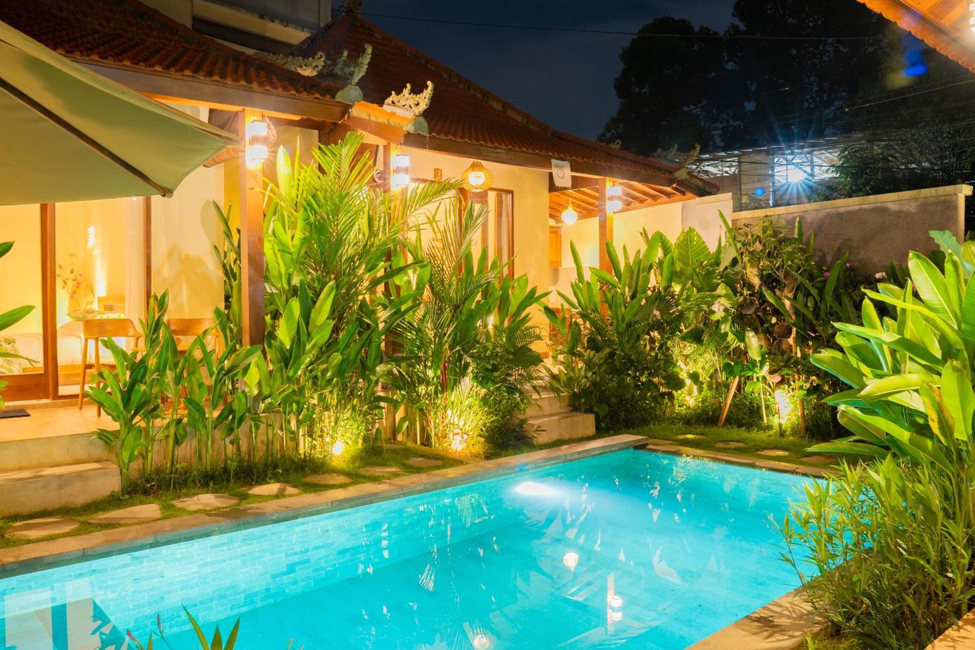 Cempaka Kembar Guest House ウブド エクステリア 写真