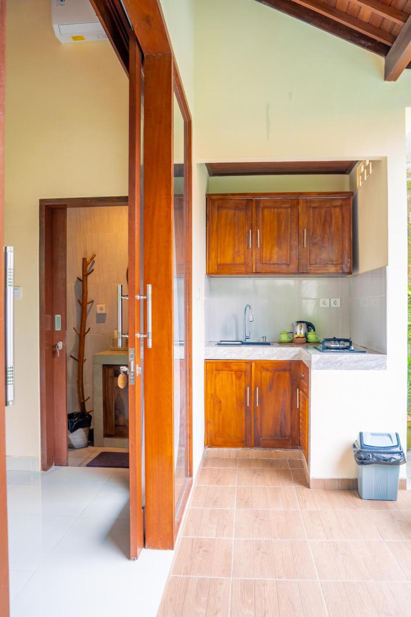Cempaka Kembar Guest House ウブド エクステリア 写真