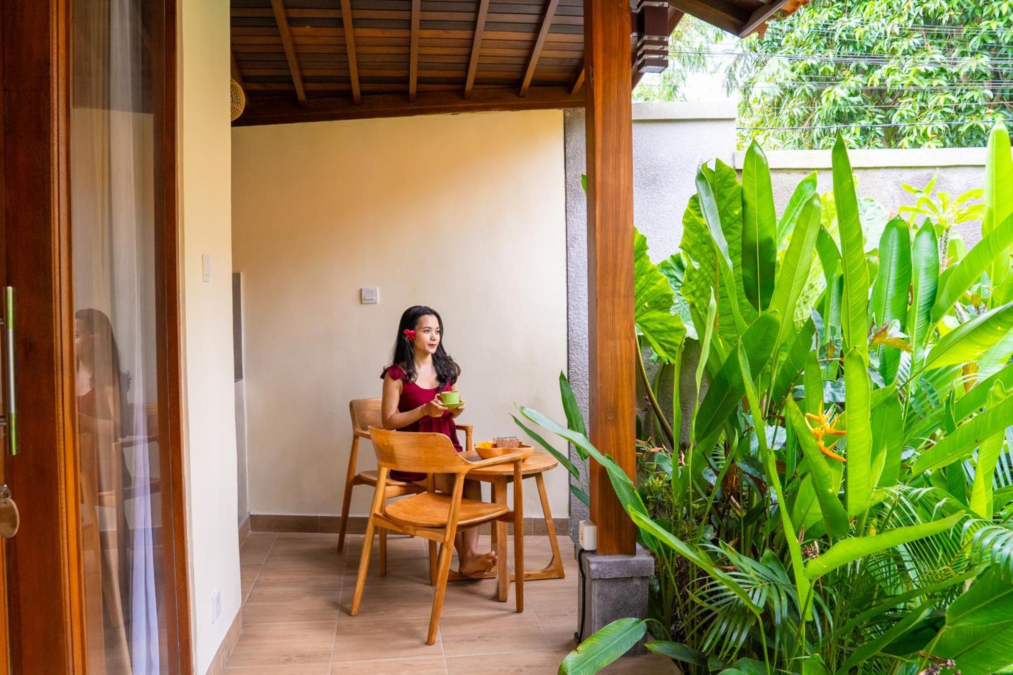 Cempaka Kembar Guest House ウブド エクステリア 写真