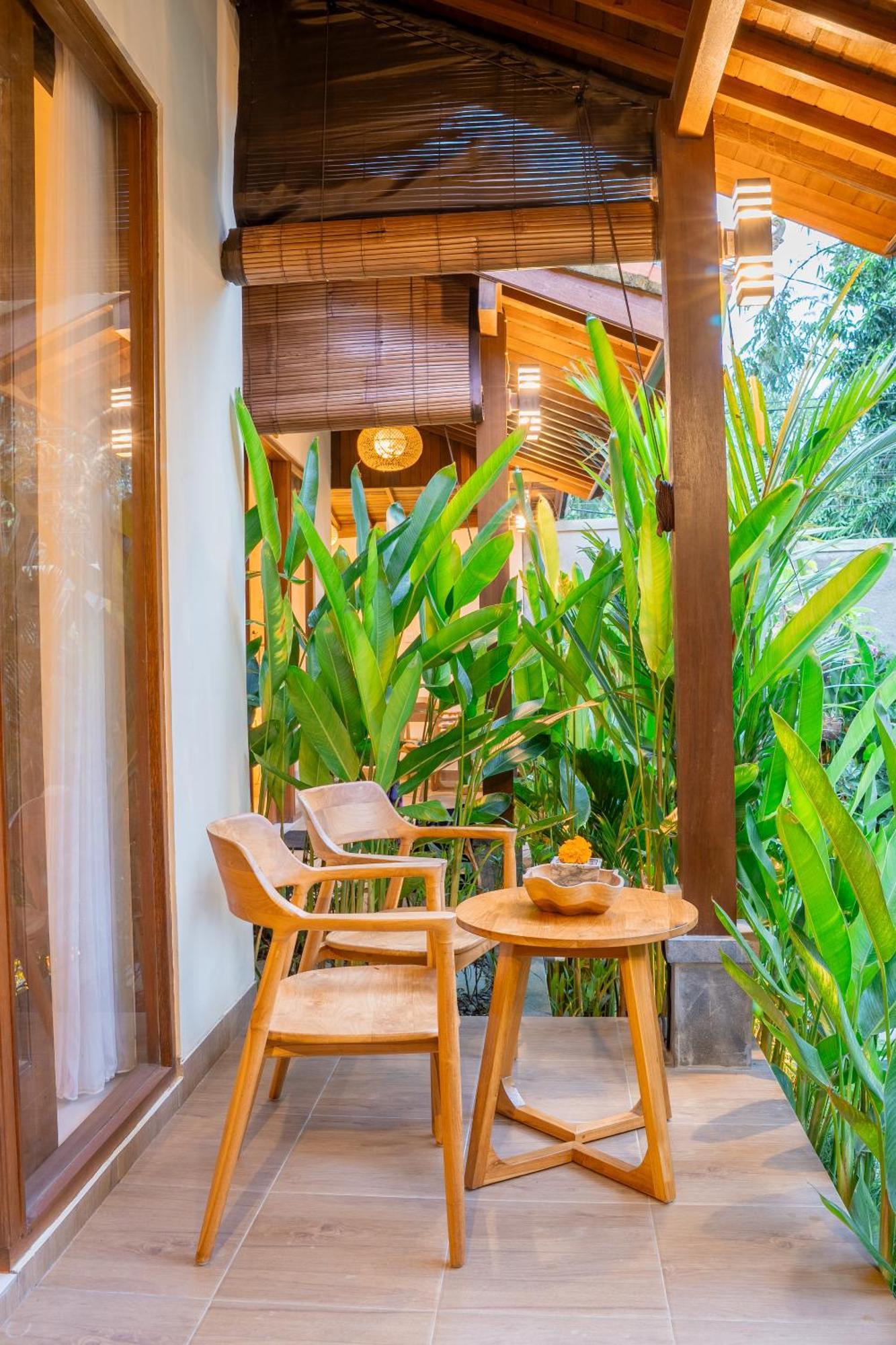 Cempaka Kembar Guest House ウブド エクステリア 写真